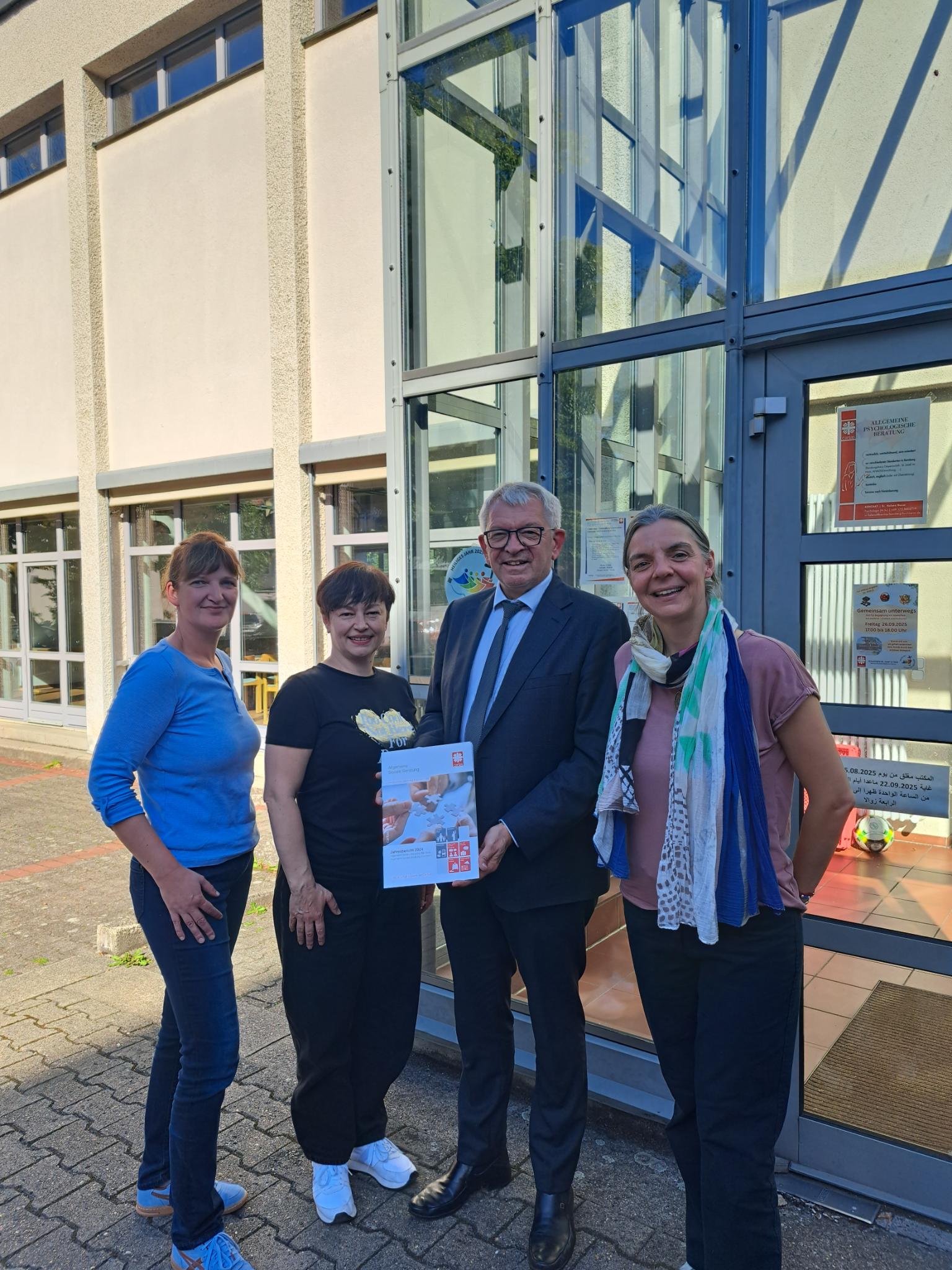 Besuch Landrat Kalb Anlaufstelle St. Josef