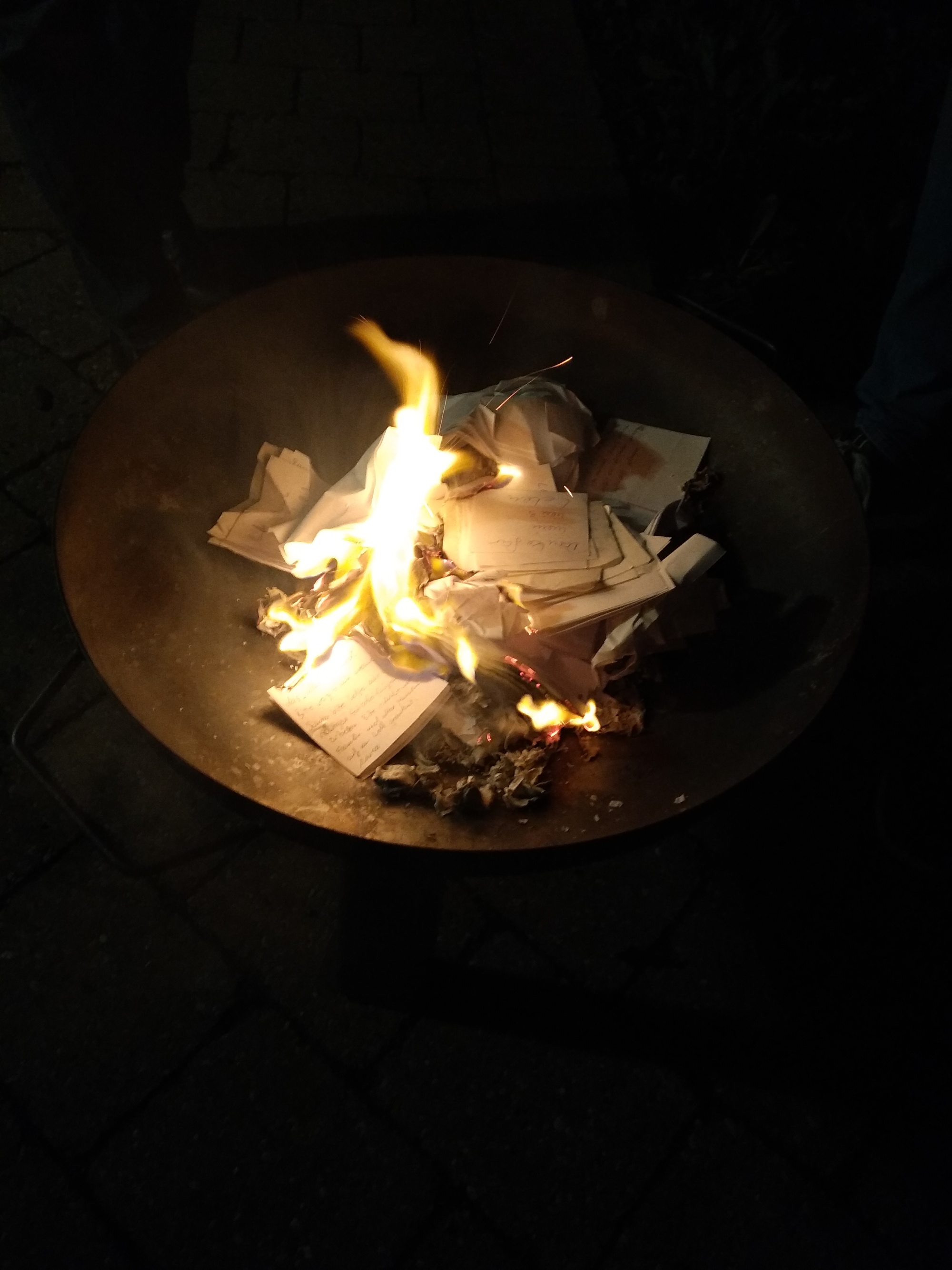 Feuerschale schlafender Josef