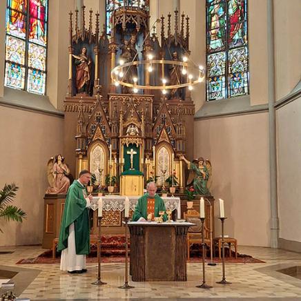 Pfarrer Stefan Fleischmann (li.) und Pfarrer Holger Fiedler