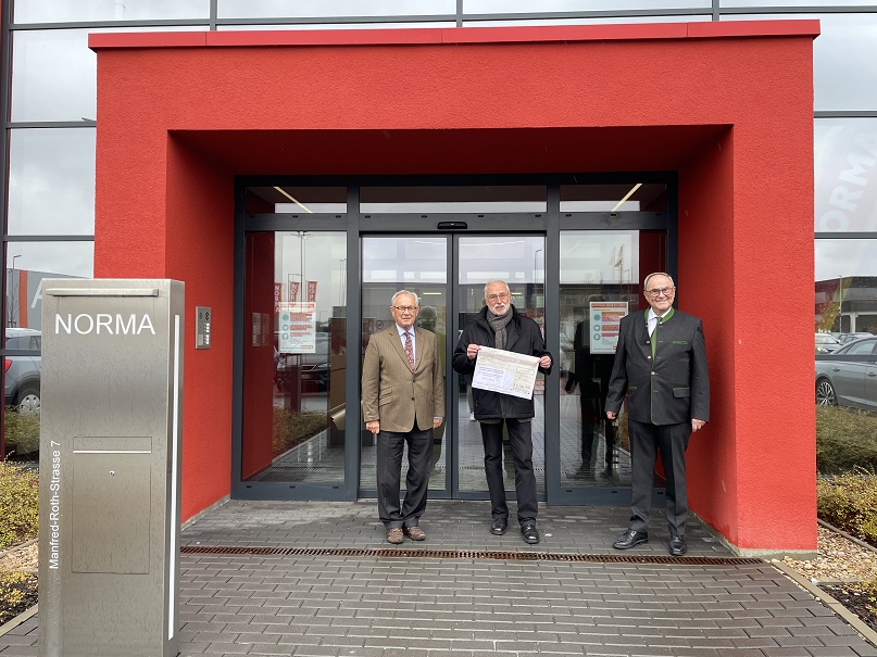 Spendenübergabe 'ÜbergangsWohnen+'